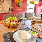 Holiday Near With Sauna Bubble Bath Vakantiehuis