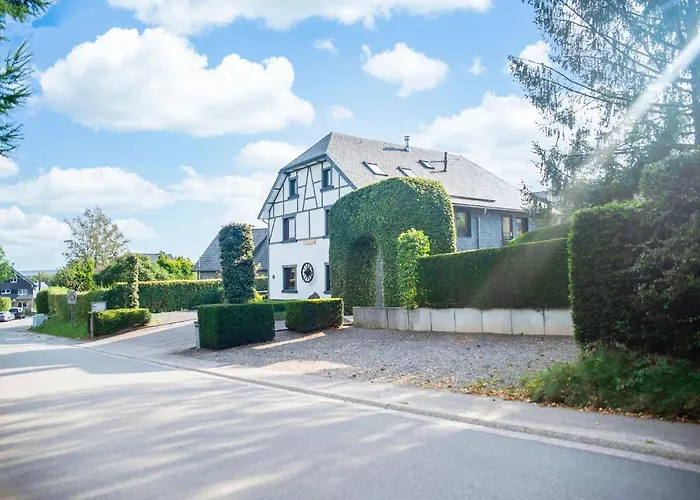 Holiday Near With Sauna Bubble Bath Hébergement de vacances Malmedy